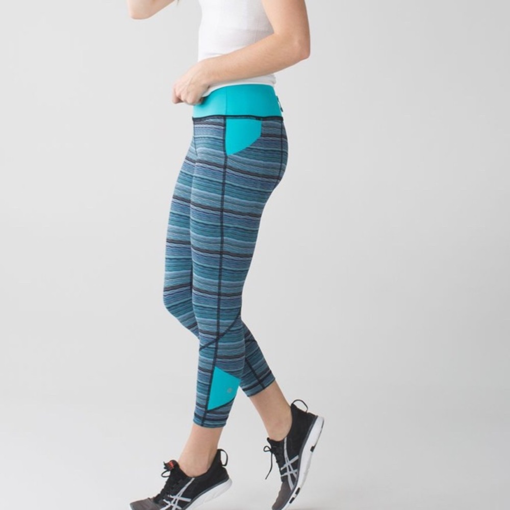 Lululemon Pace Rival Crop Space Dye Twist Naval Blue Peacock Blue